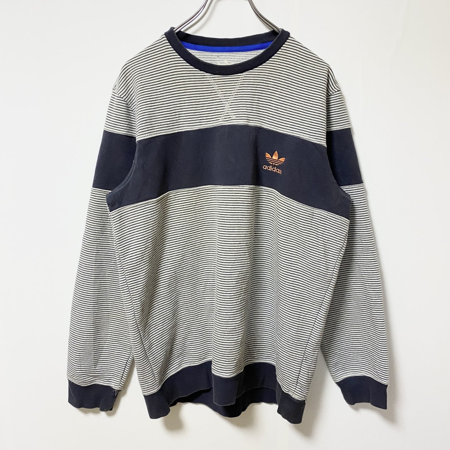古着 used adidas climalite アディダス　クライマライト　長袖ボーダー柄ロゴ刺繍スウェット　トレーナー　紺　