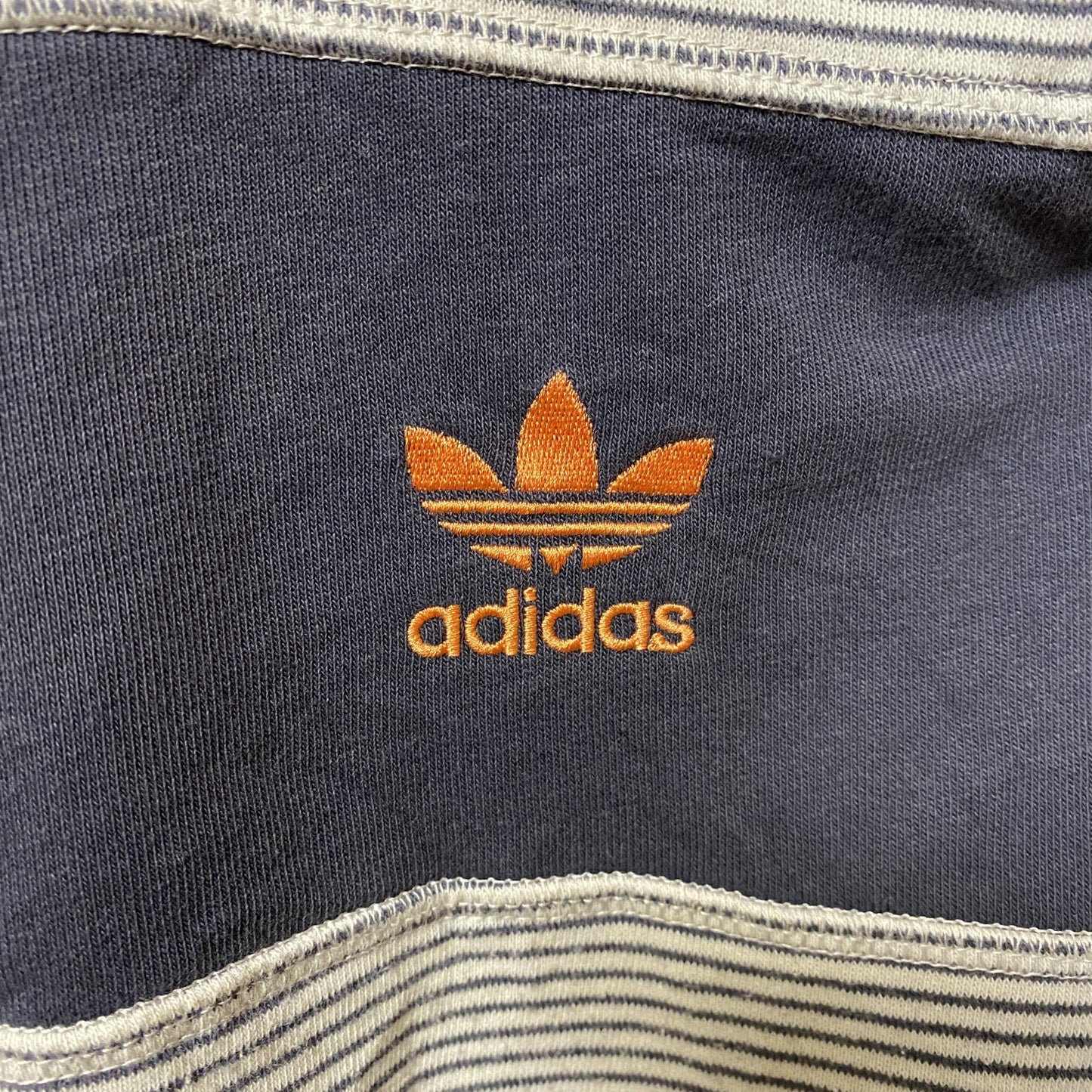 古着 used adidas climalite アディダス　クライマライト　長袖ボーダー柄ロゴ刺繍スウェット　トレーナー　紺　