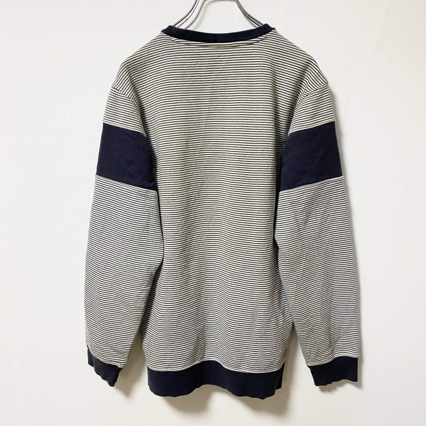 古着 used adidas climalite アディダス　クライマライト　長袖ボーダー柄ロゴ刺繍スウェット　トレーナー　紺　