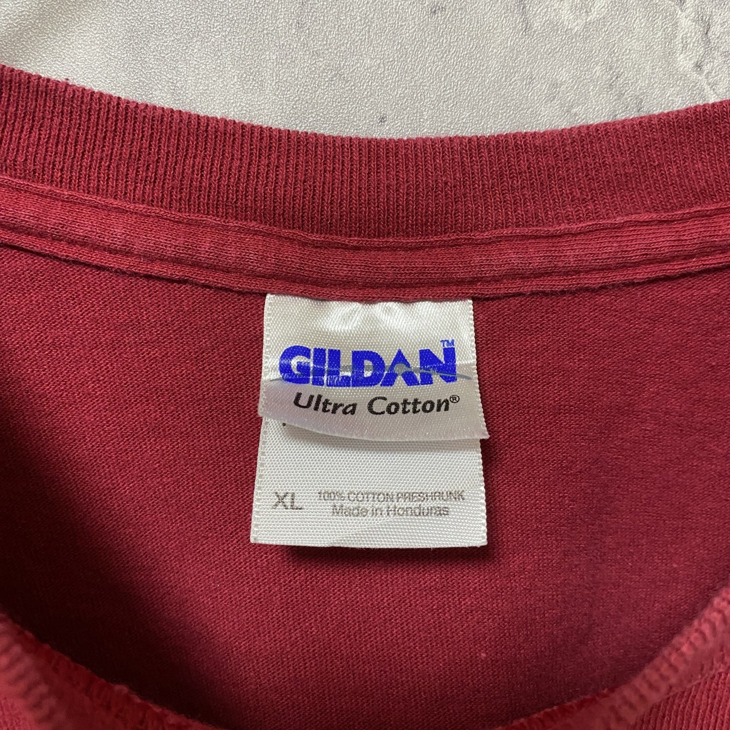 古着 used　GILDAN ギルダン　半袖プリントTシャツ　赤　レッド　レトロ　アメフト　フィエスタボウル　2011　XLサイズ