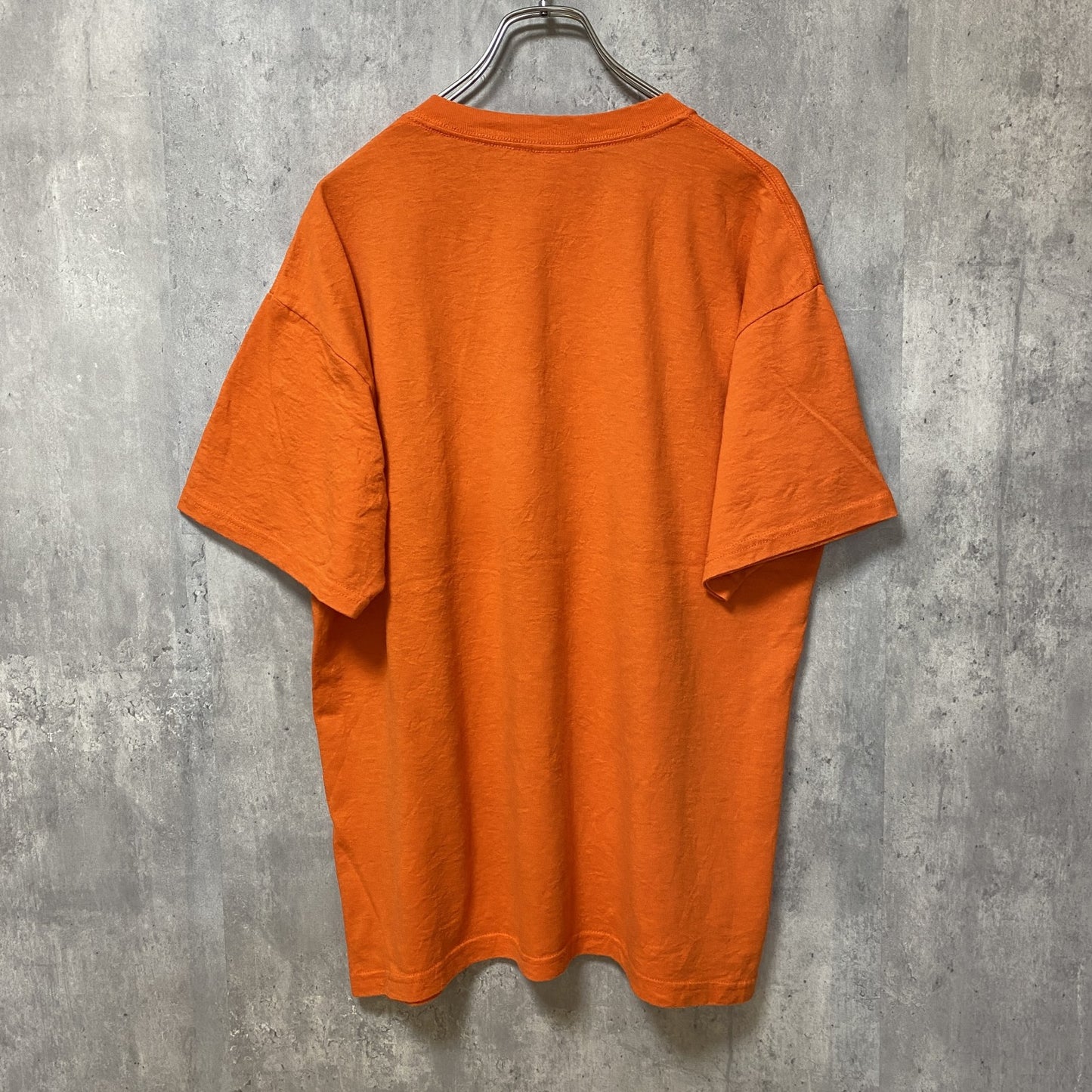 古着 used　GILDAN ギルダン　L'ESTACADE　半袖プリントTシャツ　オレンジ　レトロ　クルーネック　Lサイズ