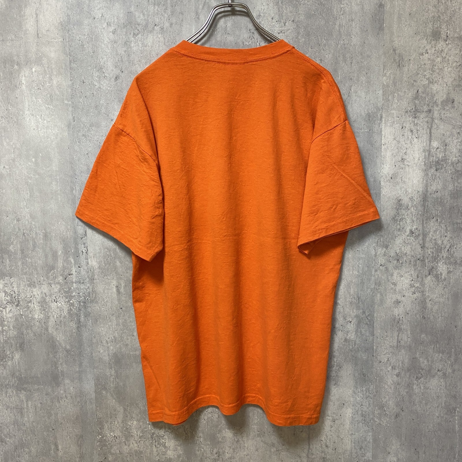 古着 used　GILDAN ギルダン　L'ESTACADE　半袖プリントTシャツ　オレンジ　レトロ　クルーネック　Lサイズ