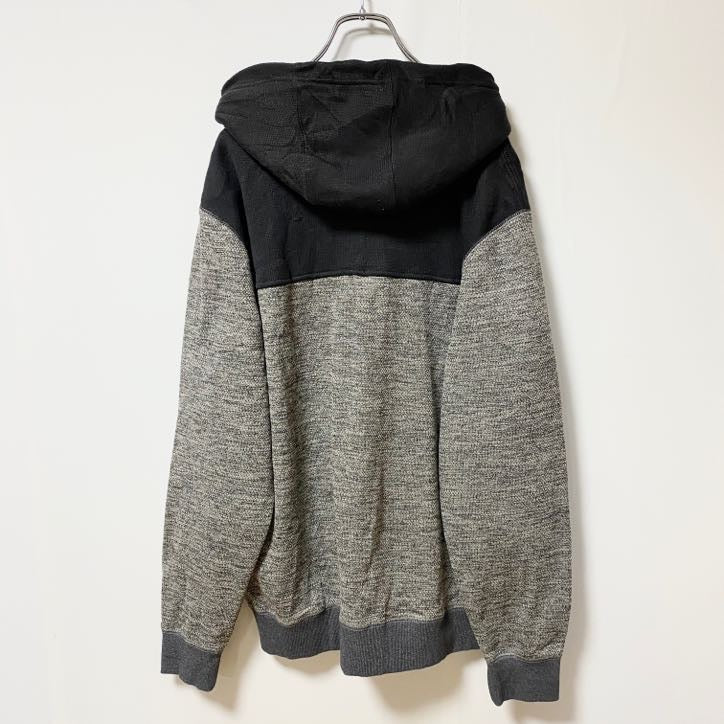 古着 used　QUIKSILVER クイックシルバー　長袖レザーパッチパーカー　フーディー　ノームコア　グレー　黒　Lサイズ