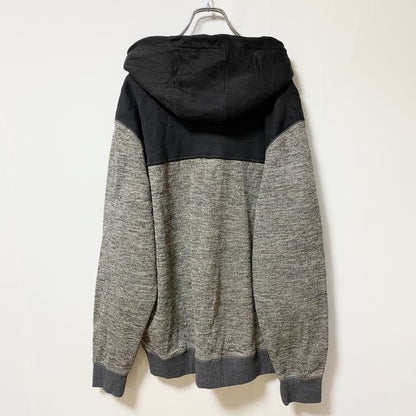 古着 used　QUIKSILVER クイックシルバー　長袖レザーパッチパーカー　フーディー　ノームコア　グレー　黒　Lサイズ
