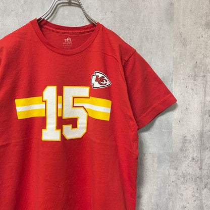 古着 used　NFL カンザスシティ　マホームズ　半袖プリントTシャツ　赤　レッド　背番号　アメフト　スポーツ　XLサイズ