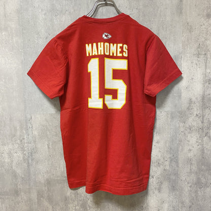 古着 used　NFL カンザスシティ　マホームズ　半袖プリントTシャツ　赤　レッド　背番号　アメフト　スポーツ　XLサイズ