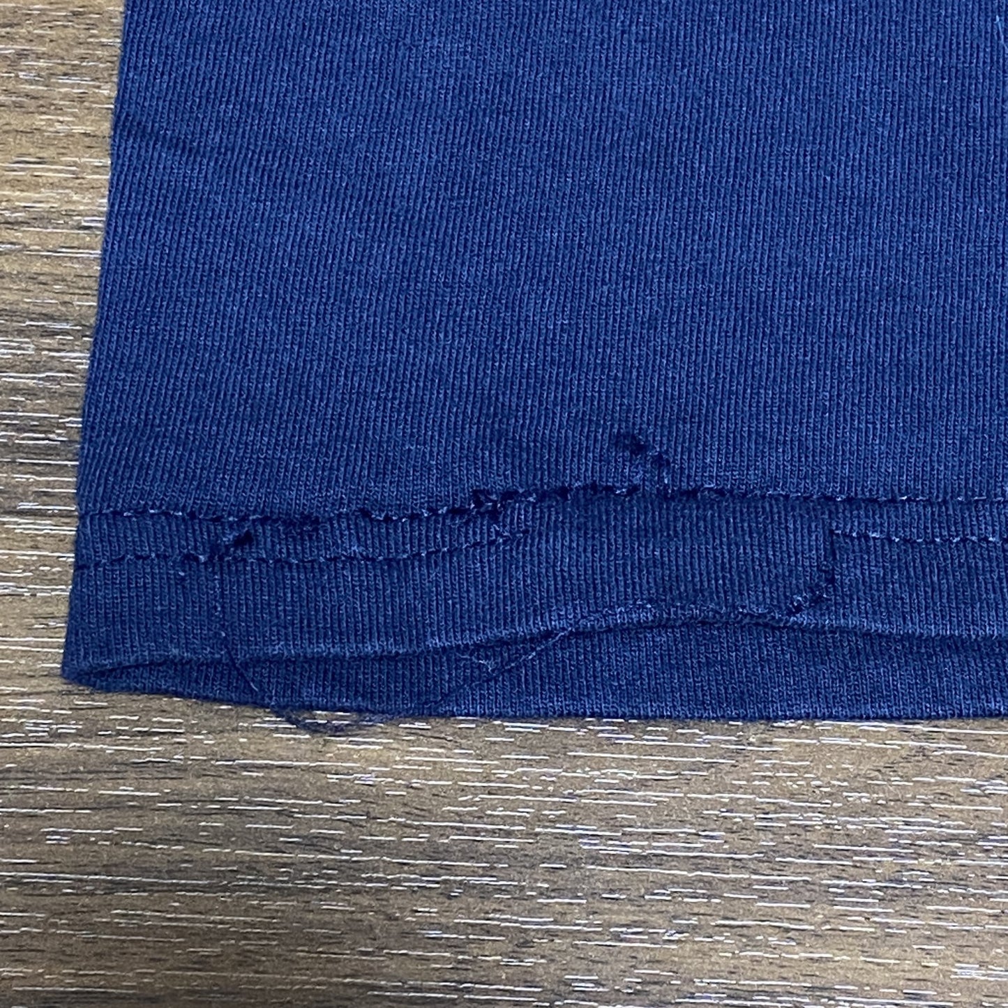 古着 used　Majestic　MLB　シアトルマリナーズ　半袖プリントTシャツ　ネイビー　レトロ　野球　クルーネック　Ｍサイズ