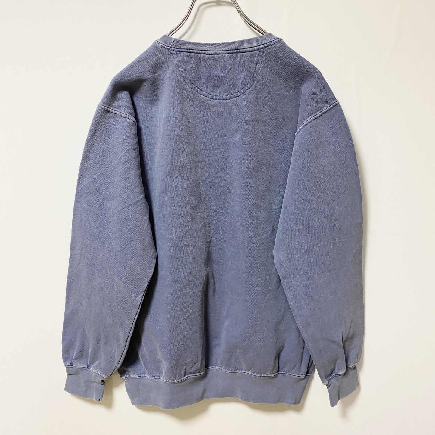 古着 used COMFORT COLORS 長袖ロゴプリントクルーネックスウェット　トレーナー　レトロデザイン　青　Sサイズ