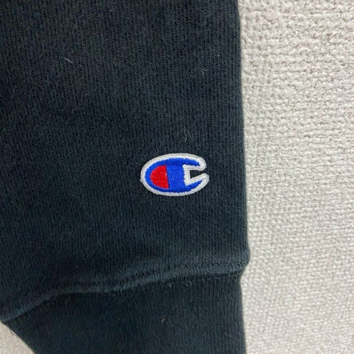 古着 used　champion　チャンピオン　リバースウィーブ　ロゴ刺繍スウェットパーカー/フーディ　黒　ブラック　2XLサイズ
