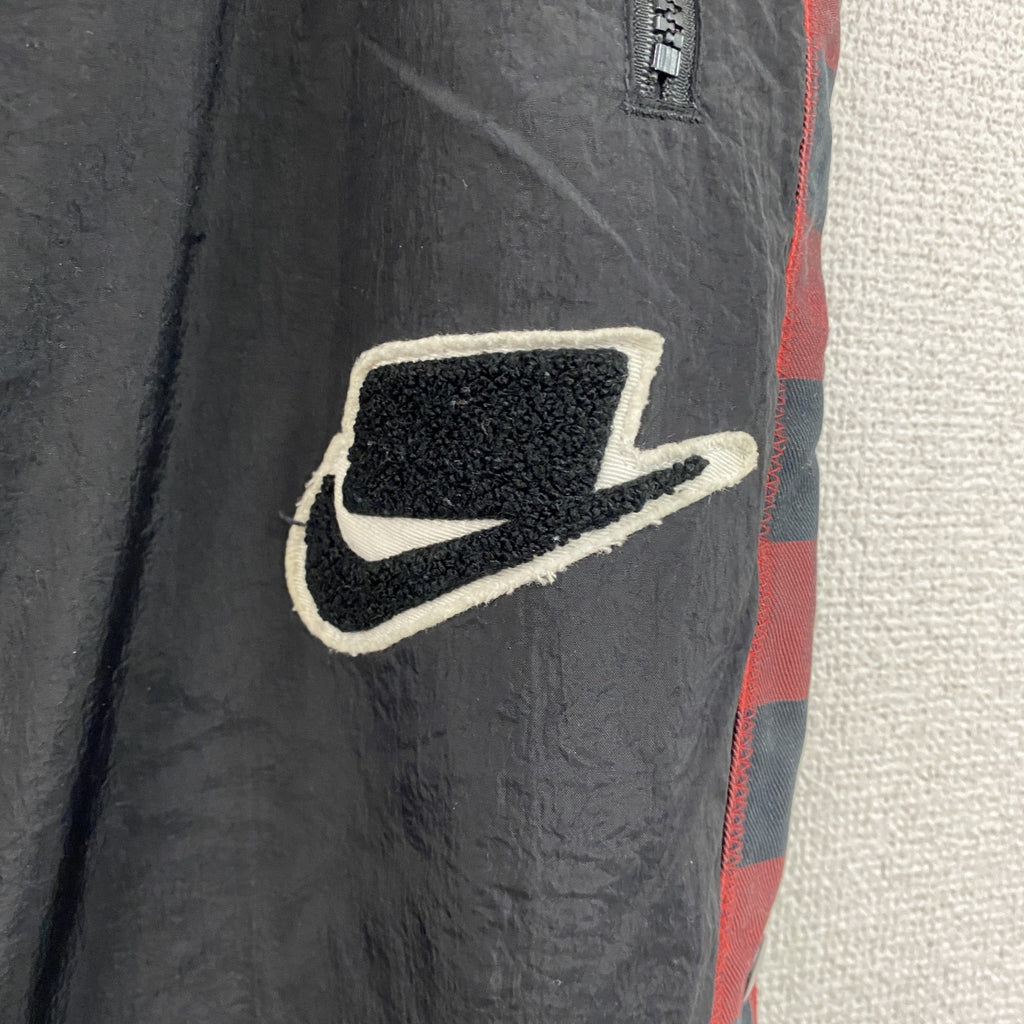 NIKE　ナイキ　ナイロンパンツ　トラックパンツ　ジャージパンツ　黒　ブラック　2XLサイズ