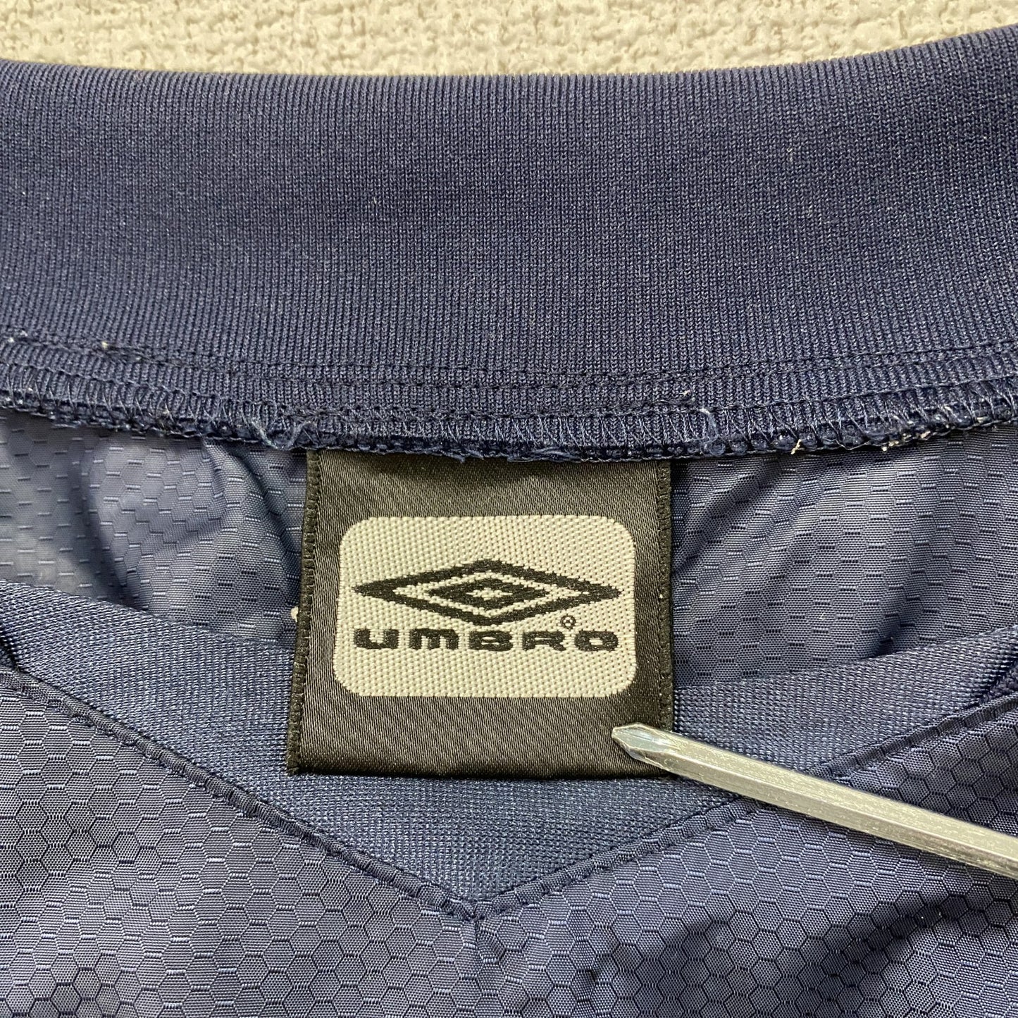 UMBRO　アンブロ　プルオーバージャケット　デカロゴ　紺　ネイビー　Oサイズ　