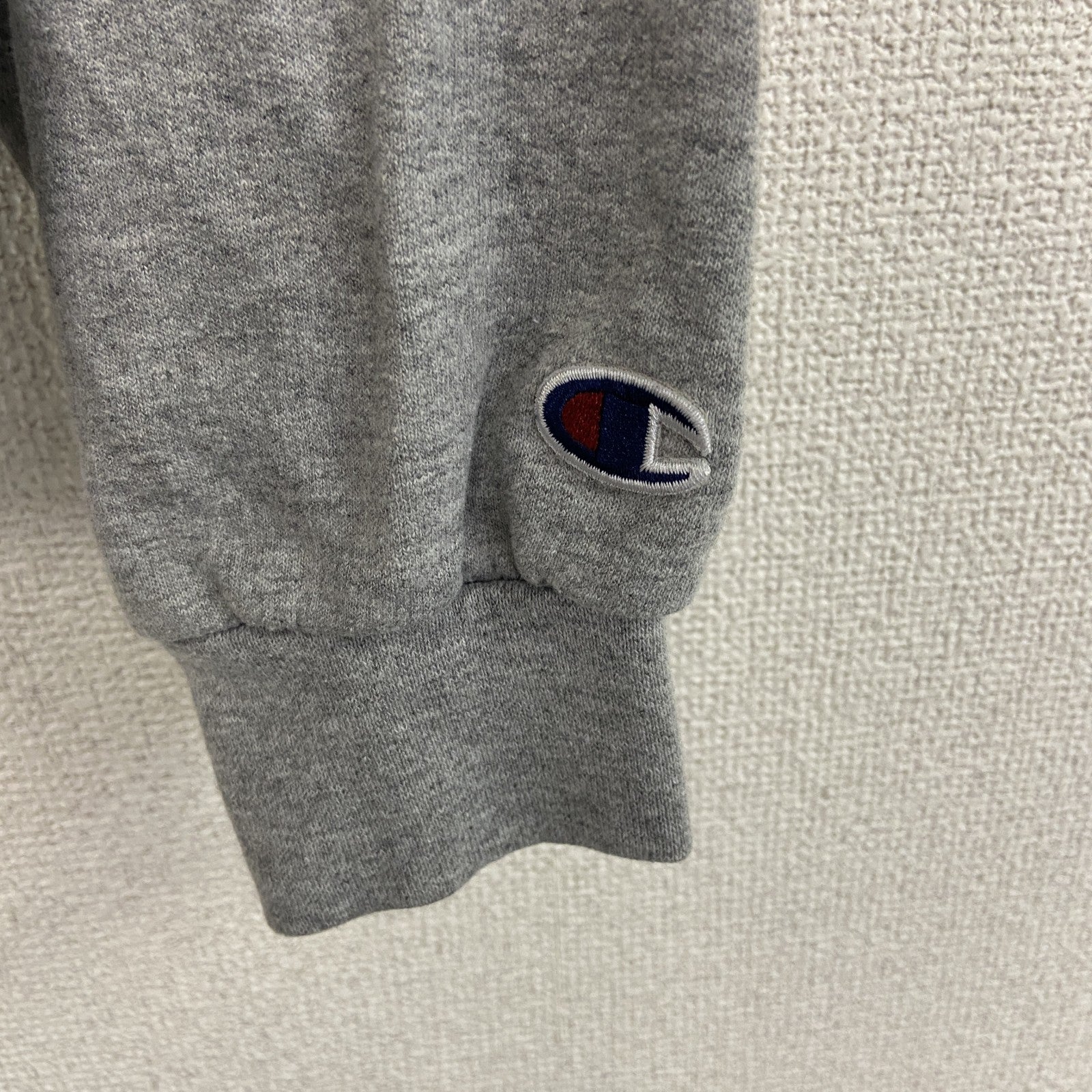champion　チャンピオン　ロゴ刺繍スウェットパーカー/フーディ　灰色　グレー　XLサイズ
