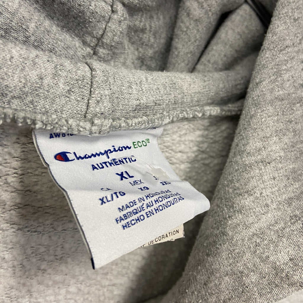champion　チャンピオン　ロゴ刺繍スウェットパーカー/フーディ　灰色　グレー　XLサイズ