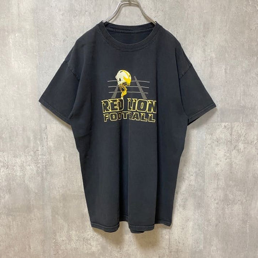 古着 used　RED LION FOOTBALL　アメフト　半袖プリントTシャツ　スポーツ　黒　ブラック　レトロ