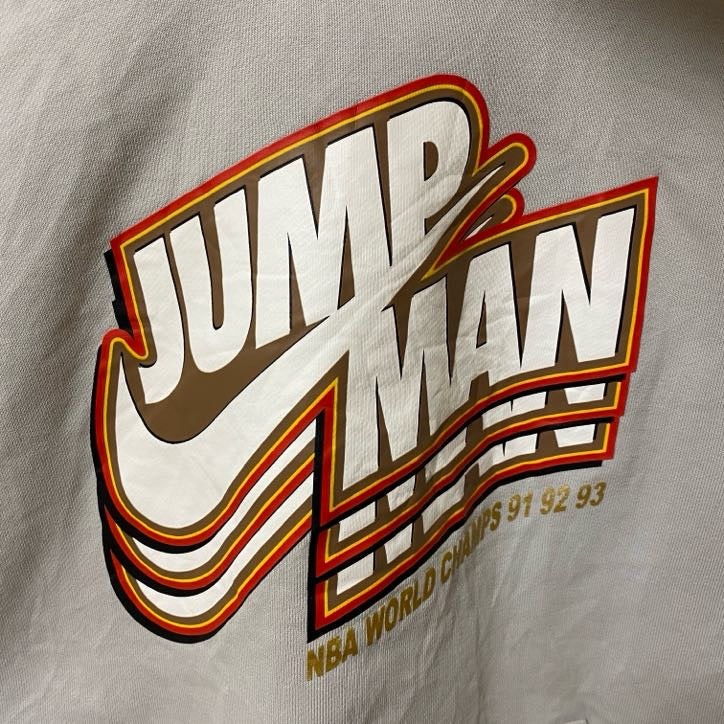 古着 used　NIKE　JORDAN ナイキジョーダン　長袖ジャンプマンロゴプリントパーカー　カジュアル　フーディー　Sサイズ