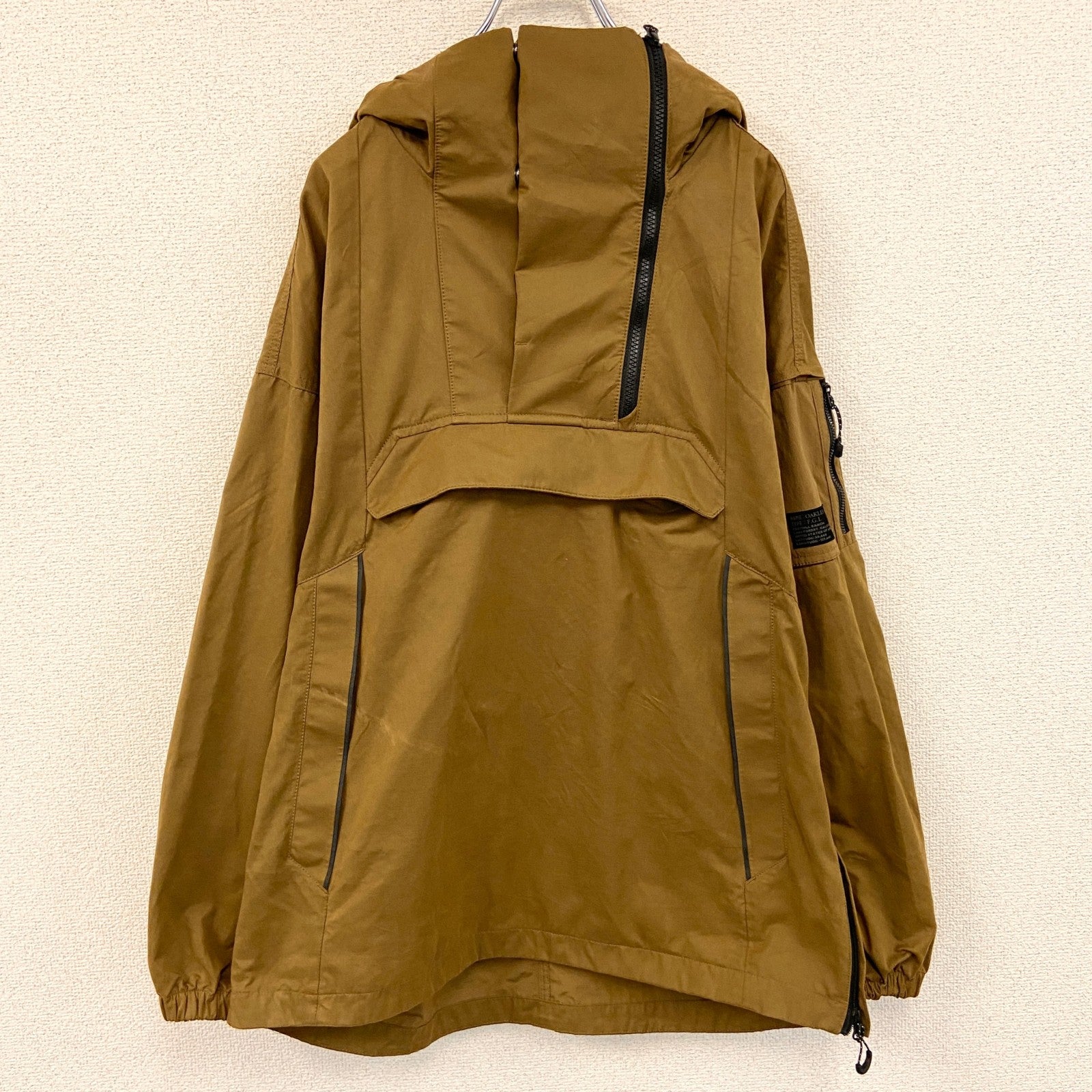 OAKLEY　オークリー　FGL CPN STROKE ANORAK 2.7　アノラックパーカー　カーキ　Lサイズ
