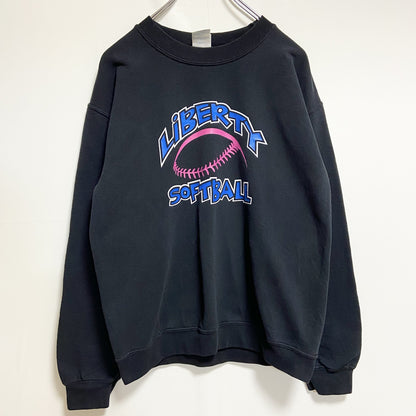 古着 used　GILDAN　ギルダン　長袖プリントスウェット　クルーネックトレーナー　ソフトボール　黒　レトロデザイン　Sサイズ