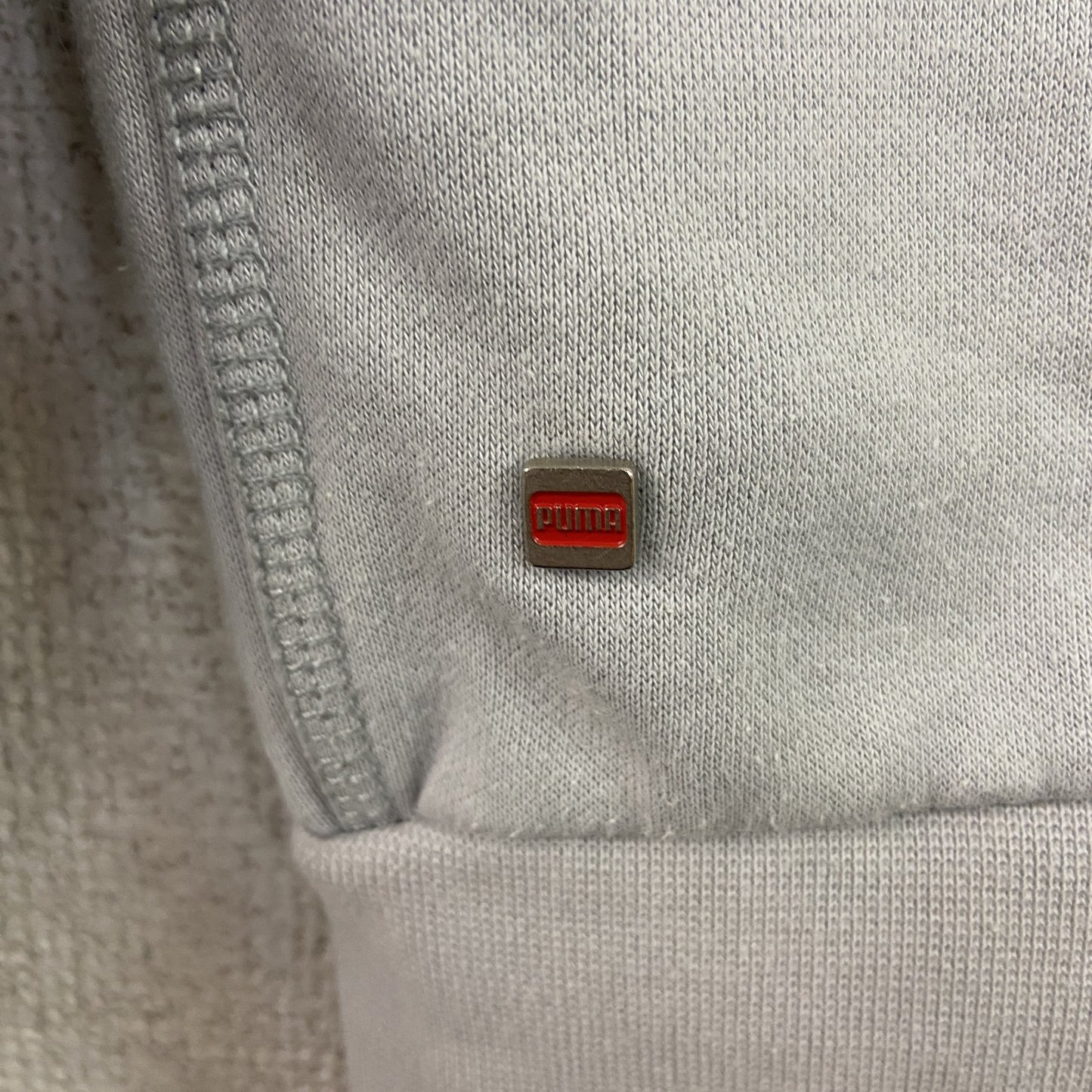 PUMA　プーマ　トラックジャケット/ジャージ　デカロゴ　裏ボア　灰色　グレー　Sサイズ