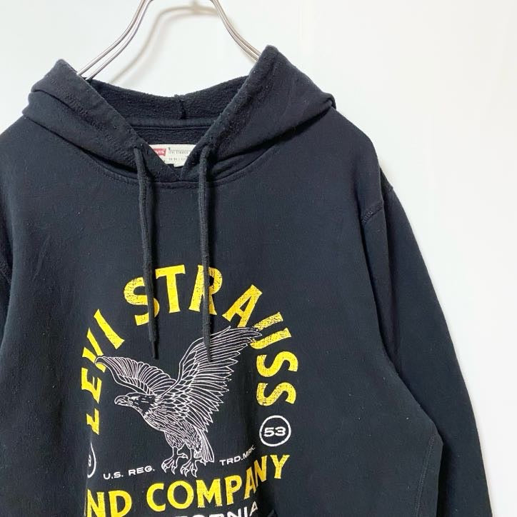 古着 used　LEVI'S　リーバイス　長袖プリントプルオーバーパーカー　フーディー　レトロデザイン　ブラック　Mサイズ