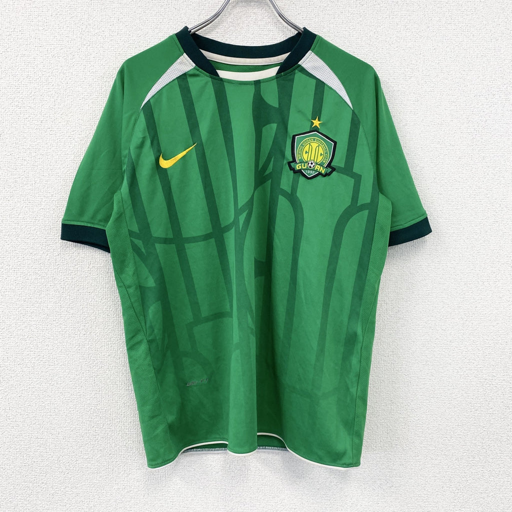NIKE　ナイキ　北宮国安FC　半袖Tシャツ　ユニフォーム　スウッシュ　幾何学模様　緑　グリーン