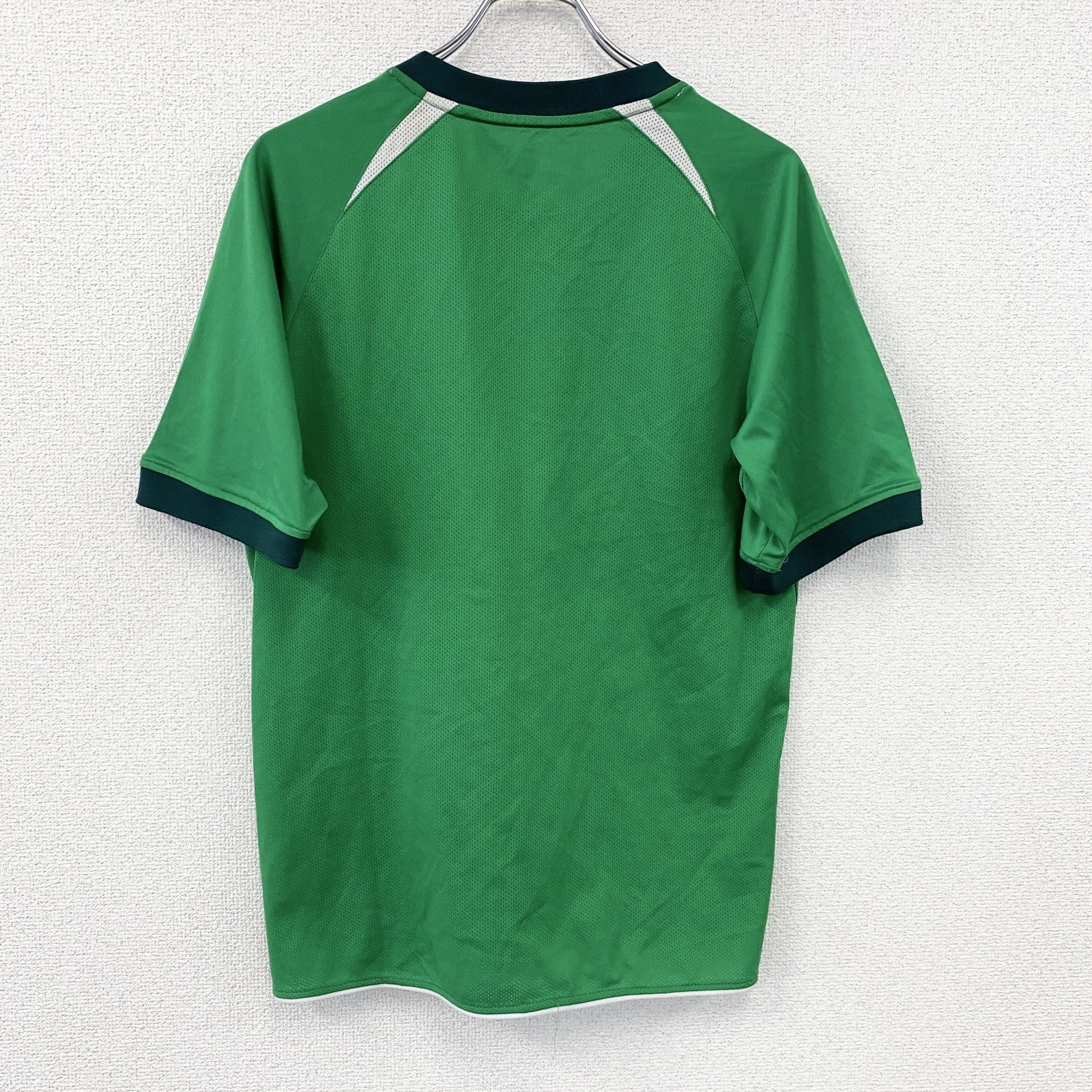 NIKE　ナイキ　北宮国安FC　半袖Tシャツ　ユニフォーム　スウッシュ　幾何学模様　緑　グリーン