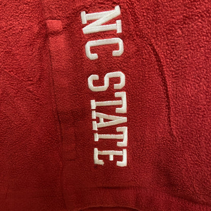 古着 used　Adidas アディダス　長袖フルジップフリースジャケット　赤　レッド　ロゴ刺　NC STATE　Mサイズ