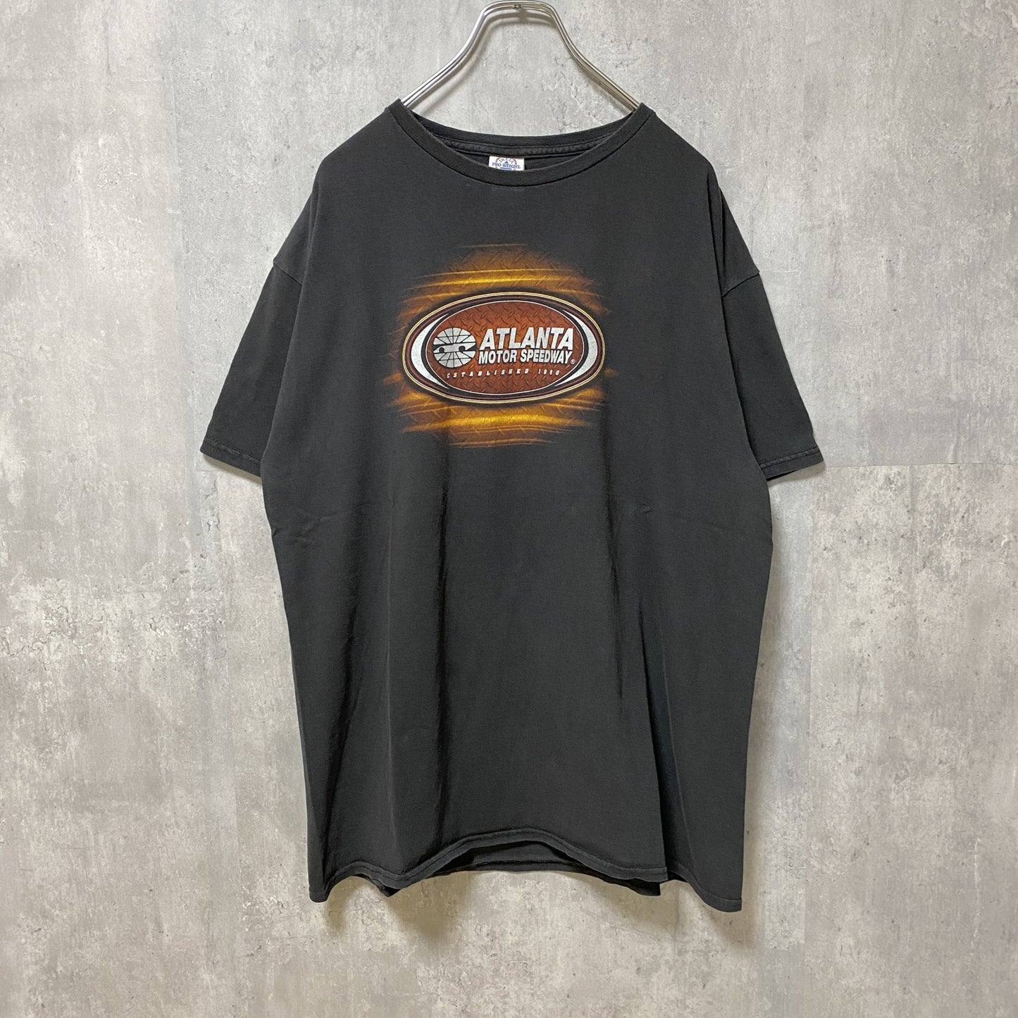 古着 used　ATLANTA MOTOR SPEEDWAY　半袖バックプリントTシャツ　黒　ブラック　レーシングカー　XLサイズ