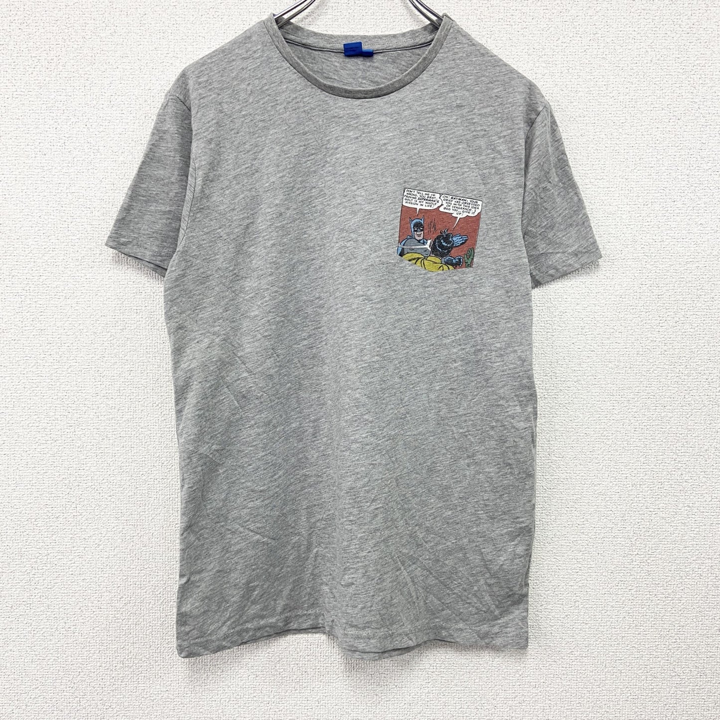 BATMAN　バットマン　半袖プリントTシャツ　キャラクターT　アニメT　灰色　グレー　Mサイズ