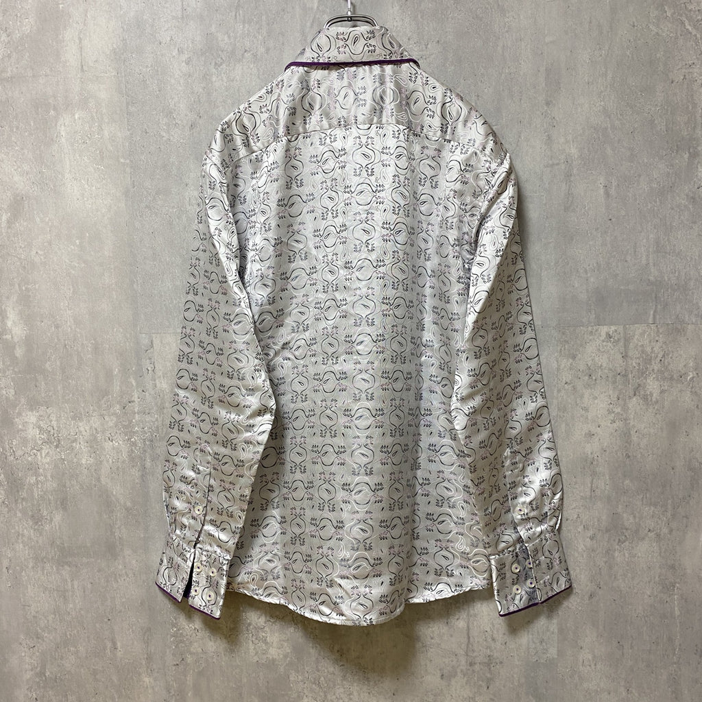 古着 used　長袖総柄ドレスシャツ　銀　シルバー　紫　パープル　光沢感　奇抜　個性的　レトロデザイン　Lサイズ