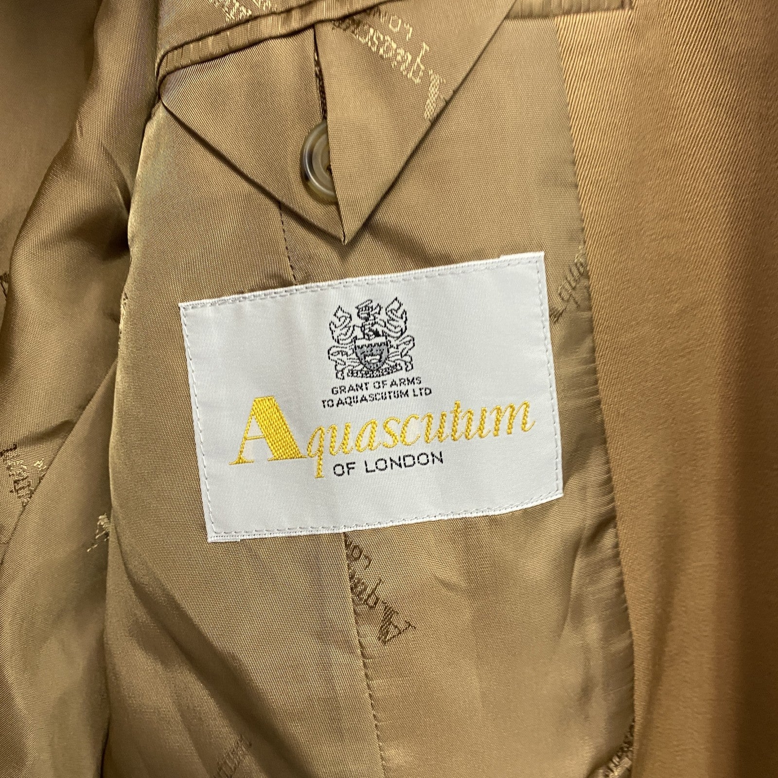 Aquascutum　アクアスキュータム　ダブルブレストテーラードジャケット　ブレザー　キャメル　9サイズ