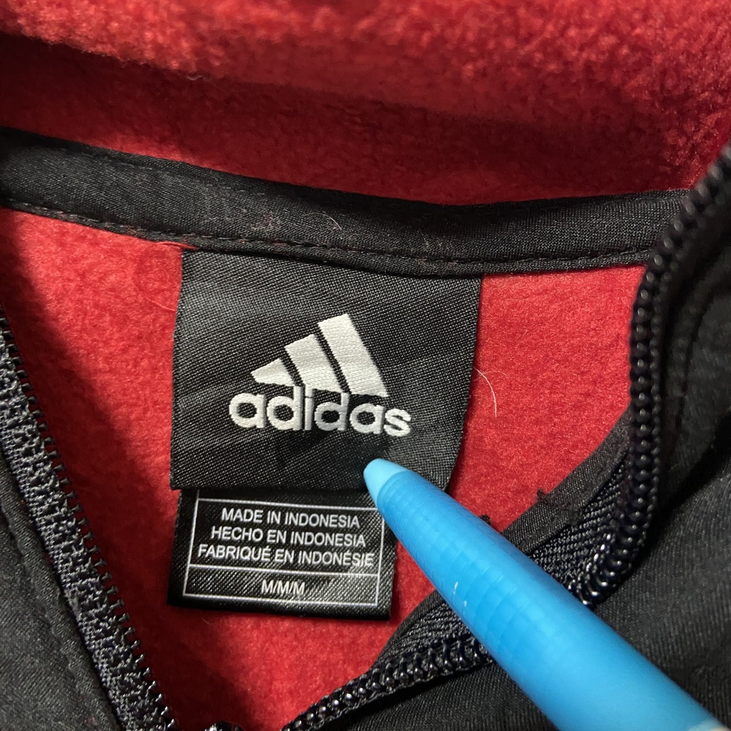 古着 used　Adidas アディダス　長袖フルジップフリースジャケット　赤　レッド　ロゴ刺　NC STATE　Mサイズ