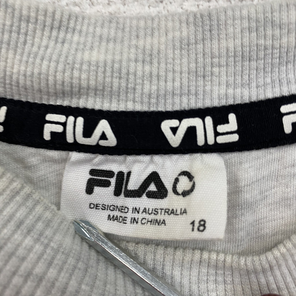 FILA　フィラ　スウェット/トレーナー　前V　4連プリント　デカロゴ　刺繍ロゴ　灰色　霜降りグレー　18サイズ