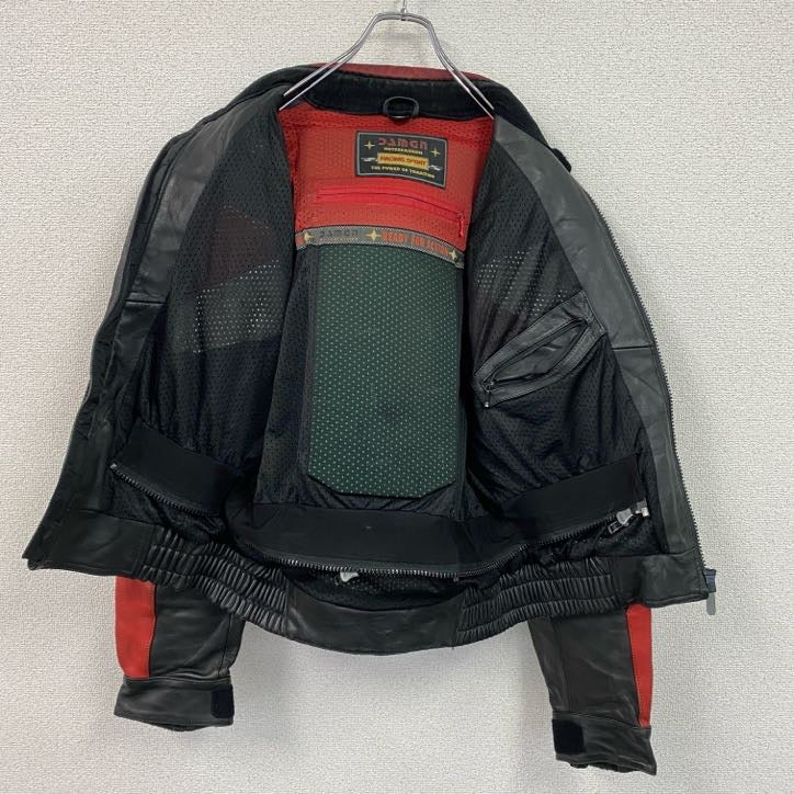 古着 used　レーシングジャケット　レザージャケット　レーシングスーツ　黒　ブラック　Ｌサイズ