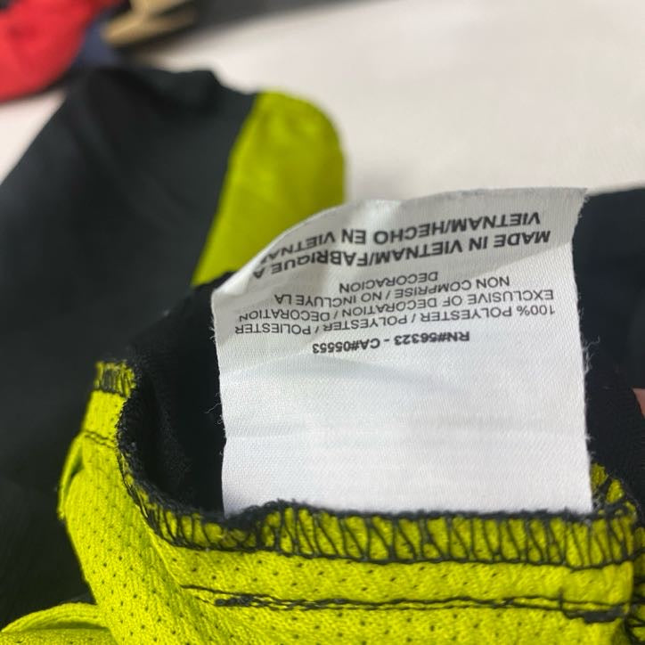 NIKE　ナイキ　長袖ハーフジップジャケット　黒　ブラック　Mサイズ