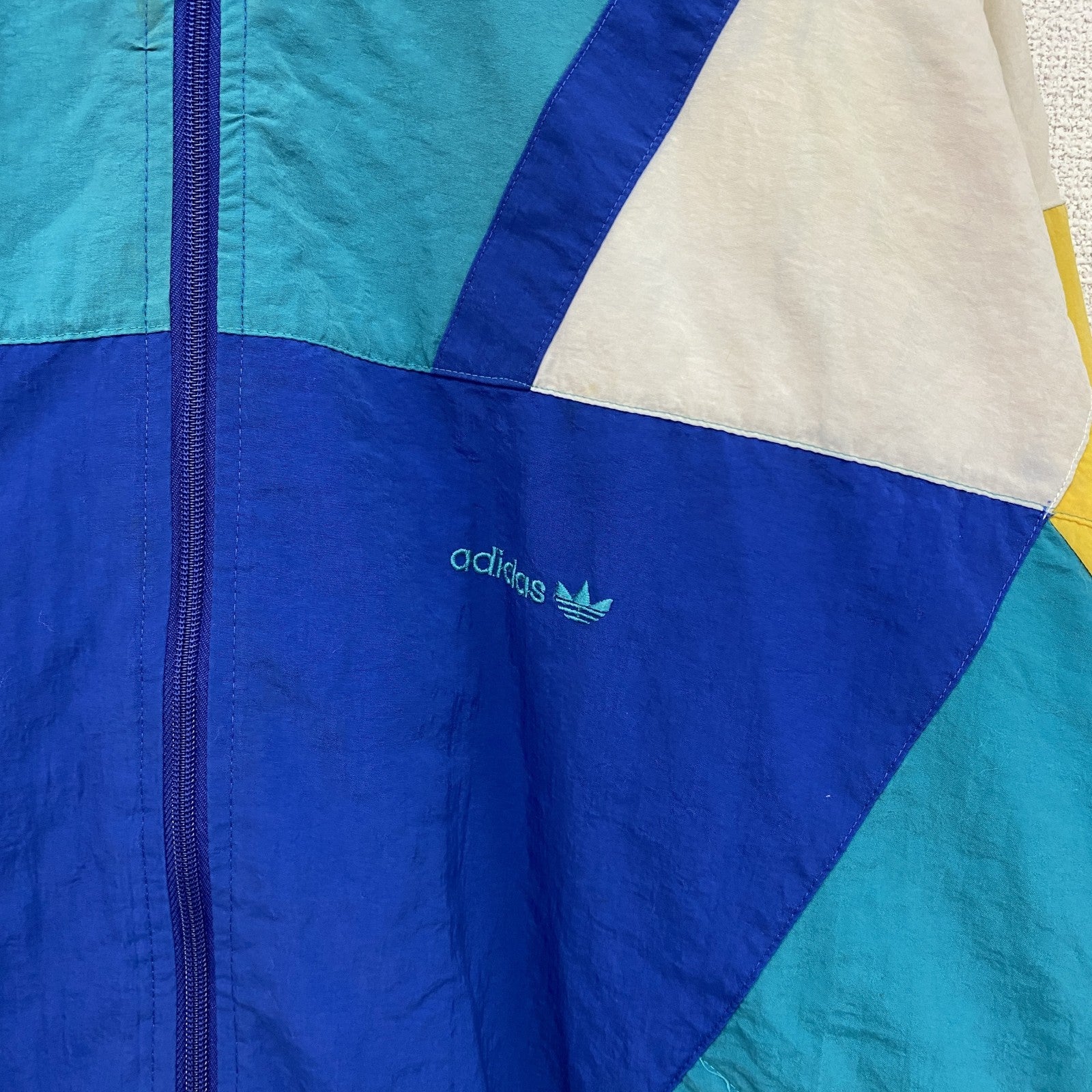 80s～　adidas　アディダス　フルジップジャケット　トレフォイルロゴ　刺繍ロゴ　ヴィンテージ　マルチカラー　青　ブルー