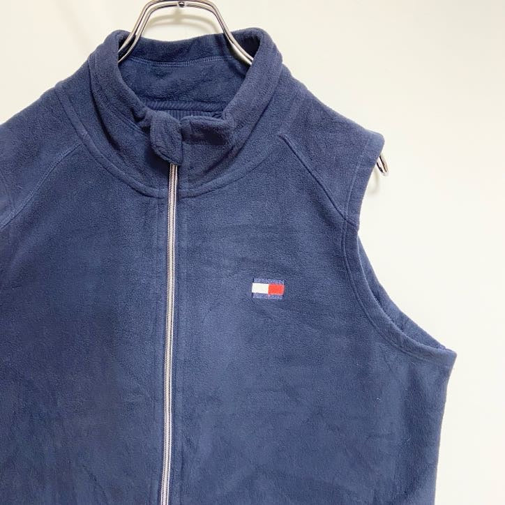古着 used　TOMMY HILFIGER トミーヒルフィガー　フリースベスト　紺 ワンポイントロゴ刺繡　Lサイズ