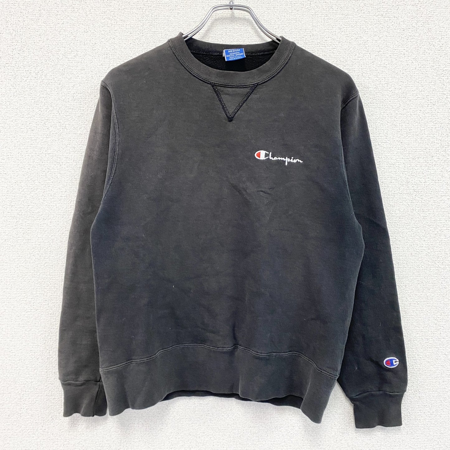 Champion　チャンピオン　スウェット/トレーナー　前V　黒　ブラック　Mサイズ