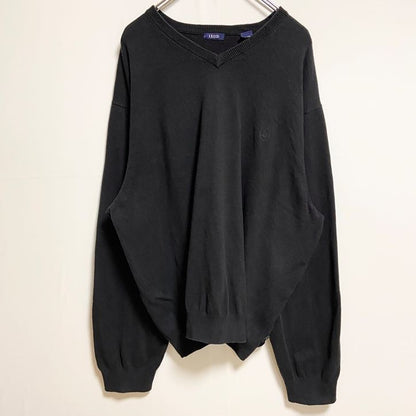 古着 used　IZOD アイゾッド　長袖Vネック薄手ニット　セーター　ワンポイント刺繍　黒　ビッグシルエット　2XLサイズ