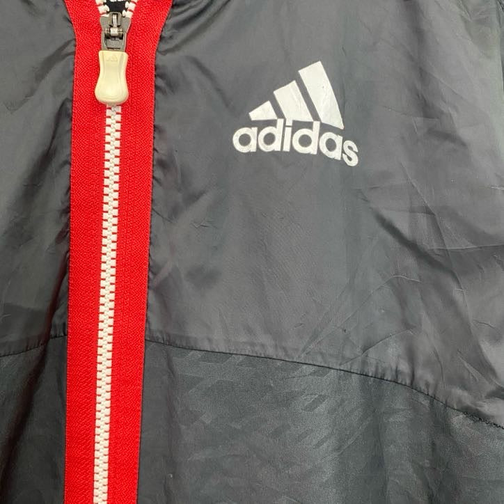 adidas　アディダス　ナイロンジャケット　フルジップ　黒　ブラック　Sサイズ