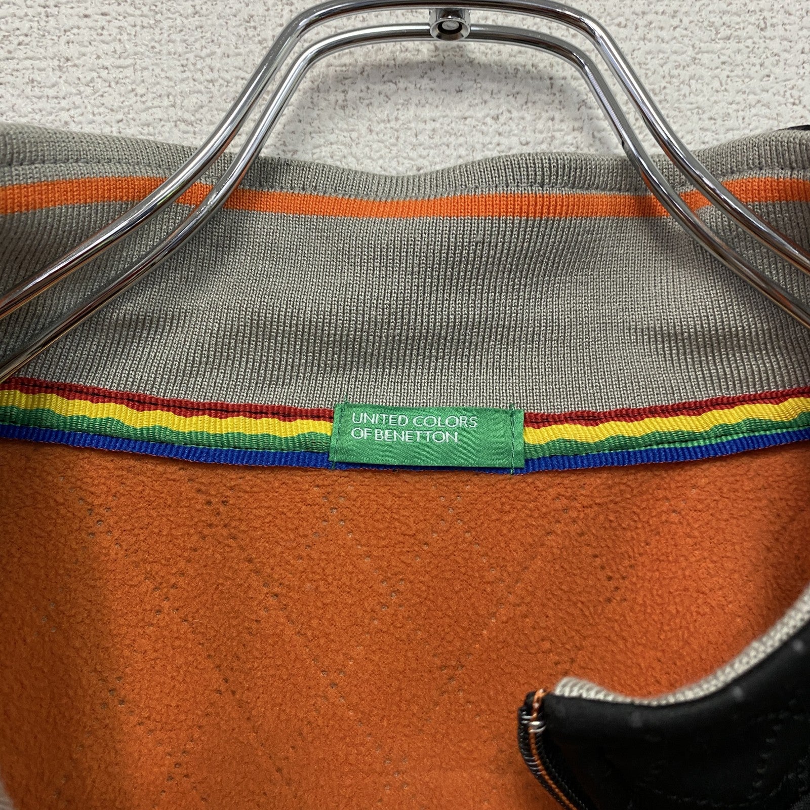 UNITED COLORS OF BENETTON　フルジップジャケット　裏フリース　黒　ブラック　Lサイズ　
