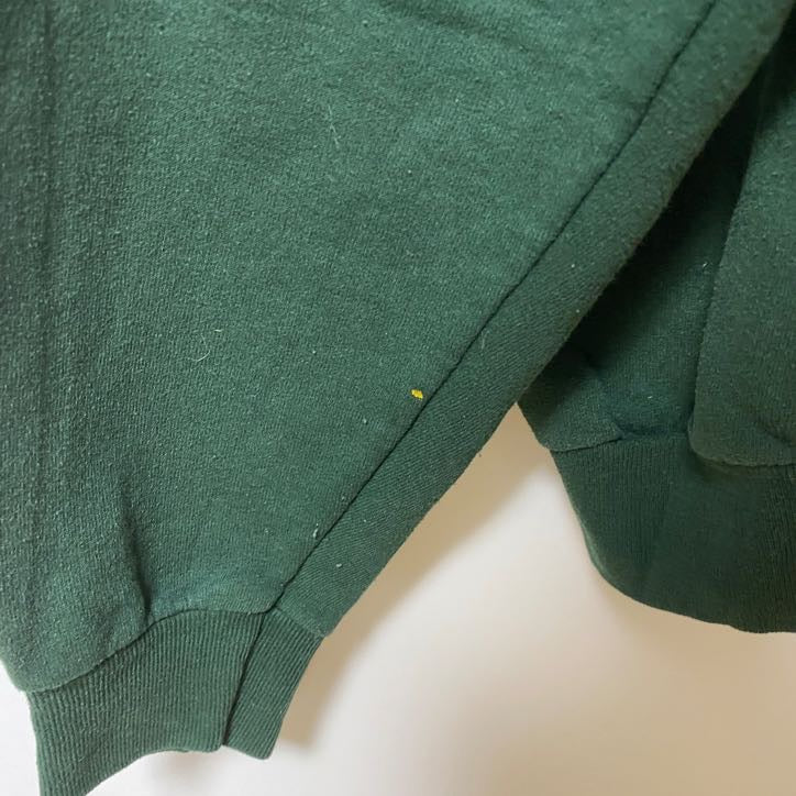 古着 used　Hanes　ヘインズ　長袖パーカー　ロゴプリントスウェット　OREGONDUCKS　緑　グリーン　秋冬服　Mサイズ