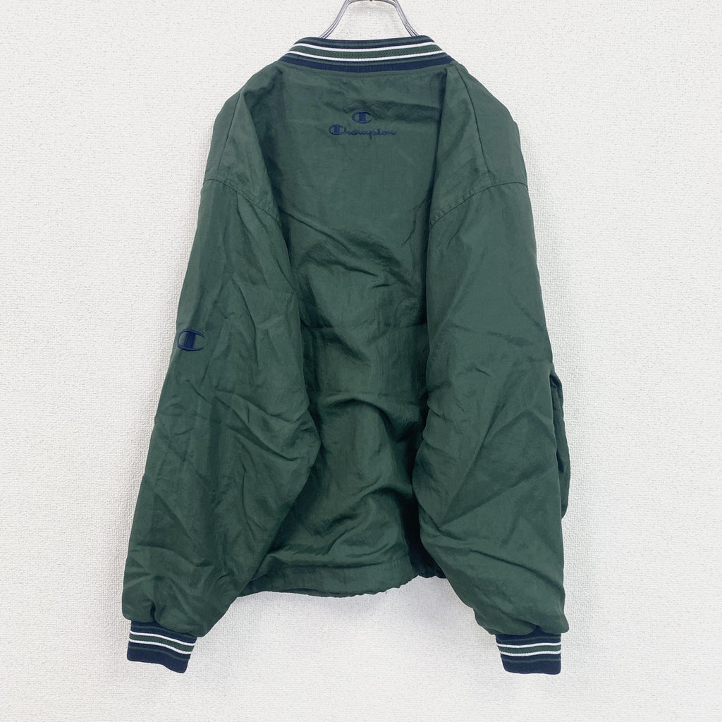 90s　champion　チャンピオン　プルオーバーナイロンジャケット　ヴィンテージ　緑　グリーン　Mサイズ