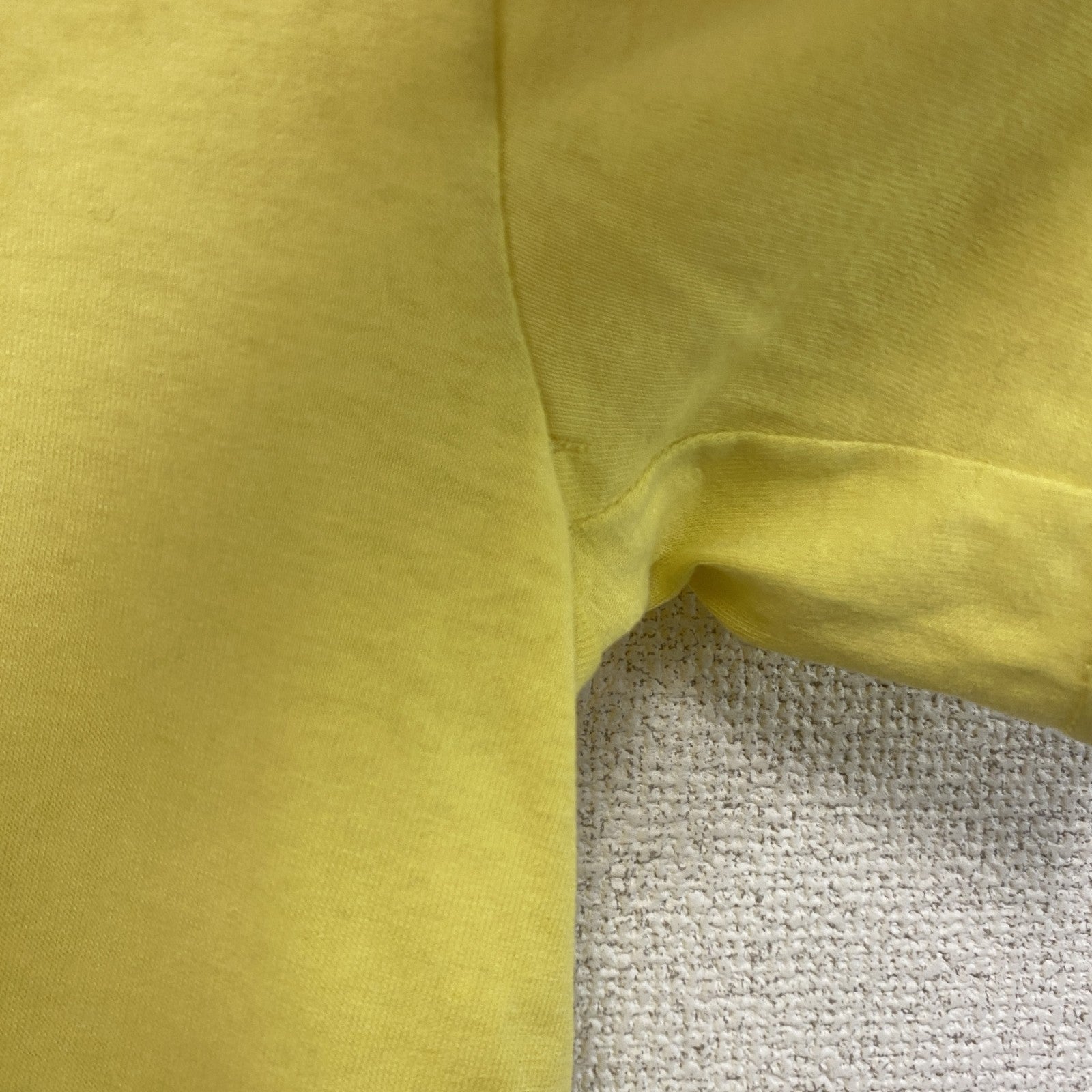 半袖プリントTシャツ　黄色　イエロー　
