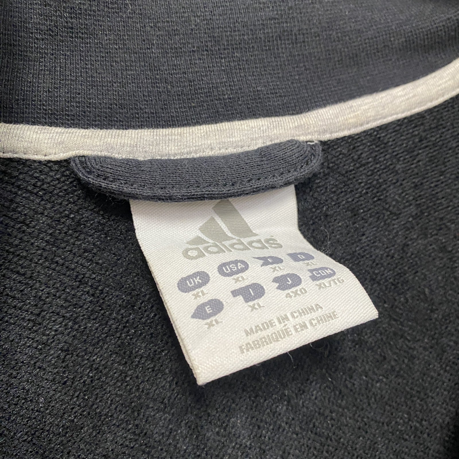 00s　adidas　アディダス　スウェットトラックジャケット/ジャージ　パフォーマンスロゴ　ヴィンテージ　黒　ブラック　XLサイズ