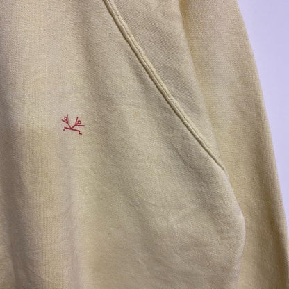 古着 used　90s　長袖ワンポイント刺繍スウェット　トレーナー　黄色　クルーネック　ラグランスリーブ　ヴィンテージ　Sサイズ