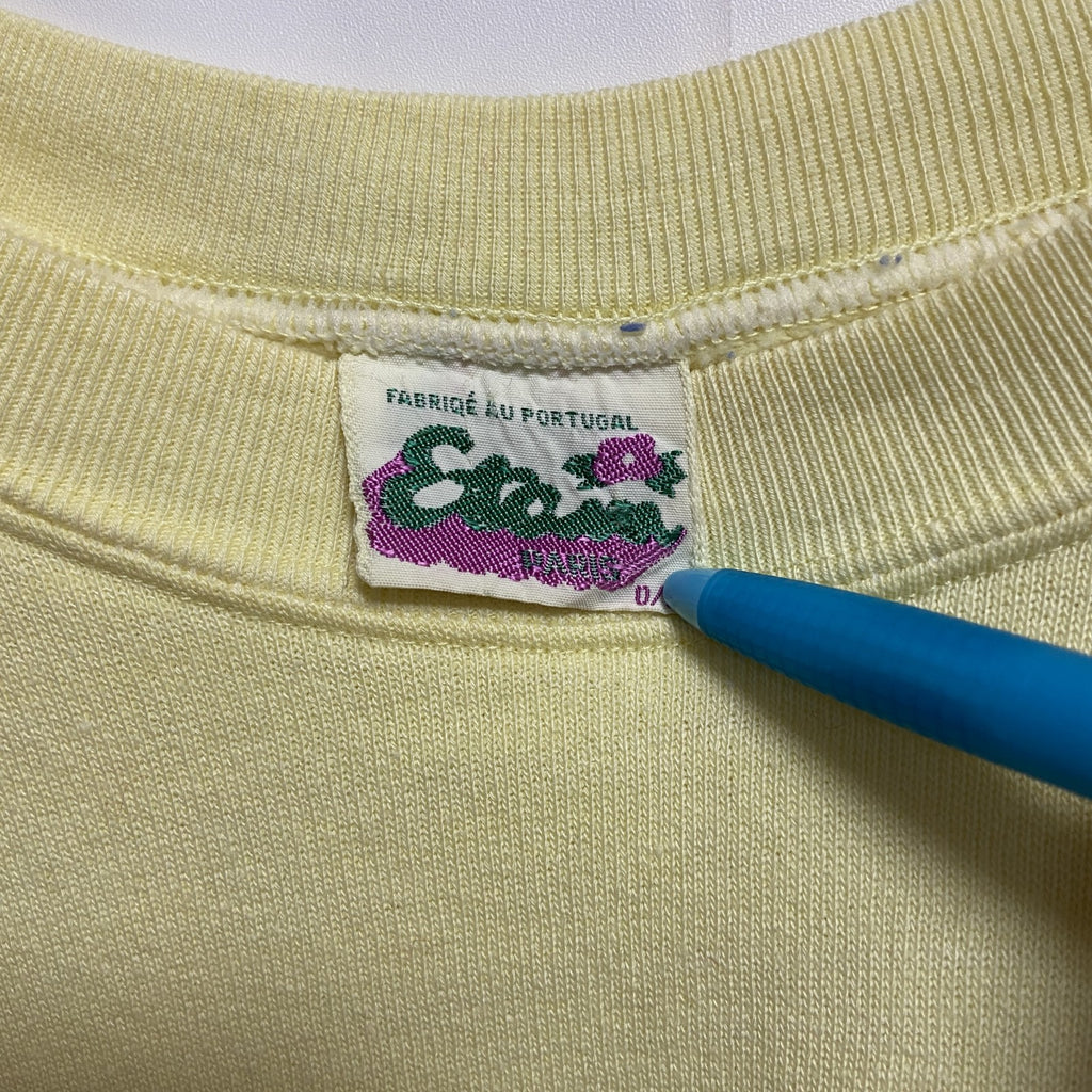 古着 used　90s　長袖ワンポイント刺繍スウェット　トレーナー　黄色　クルーネック　ラグランスリーブ　ヴィンテージ　Sサイズ