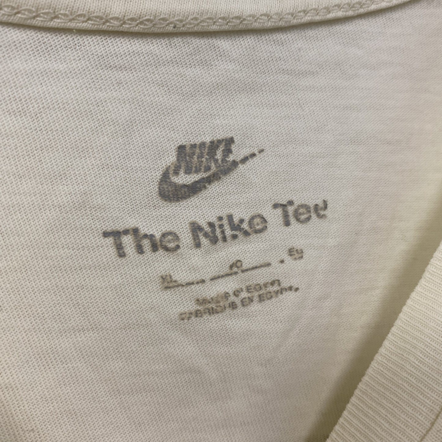 NIKE　ナイキ　半袖プリントTシャツ　アイボリー　XLサイズ