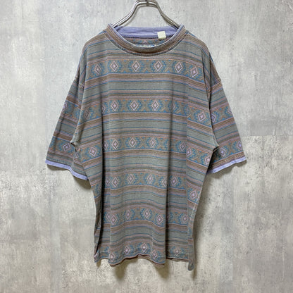 古着 used　SATURDAY　半袖総柄Tシャツ　幾何学模様　ネイティブ柄　レトロデザイン　ビックシルエット　オーバーサイズ