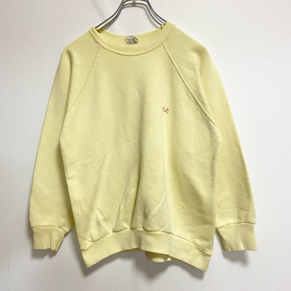 古着 used　90s　長袖ワンポイント刺繍スウェット　トレーナー　黄色　クルーネック　ラグランスリーブ　ヴィンテージ　Sサイズ