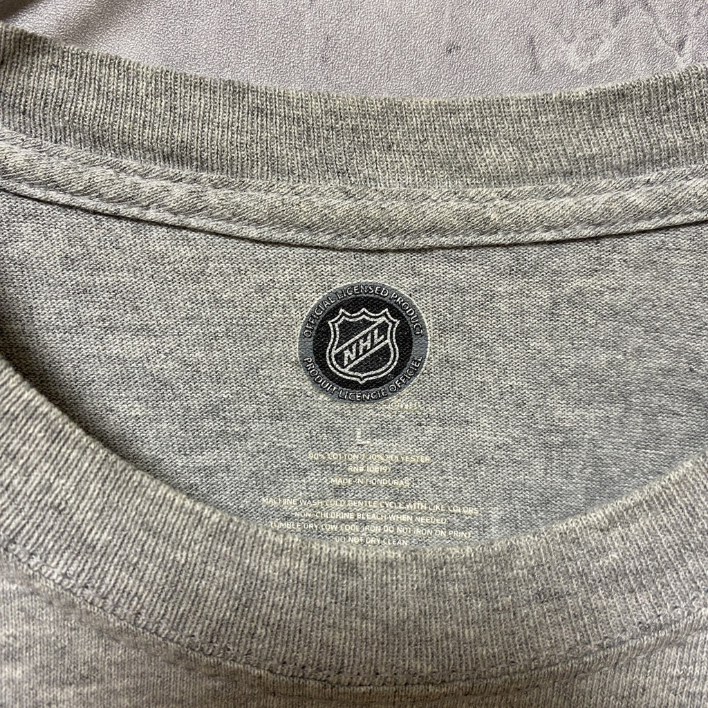 古着 used　NHL シカゴブラックホークス　アイスホッケー　半袖オフィシャルプリントTシャツ　スポーツ　グレー　Lサイズ